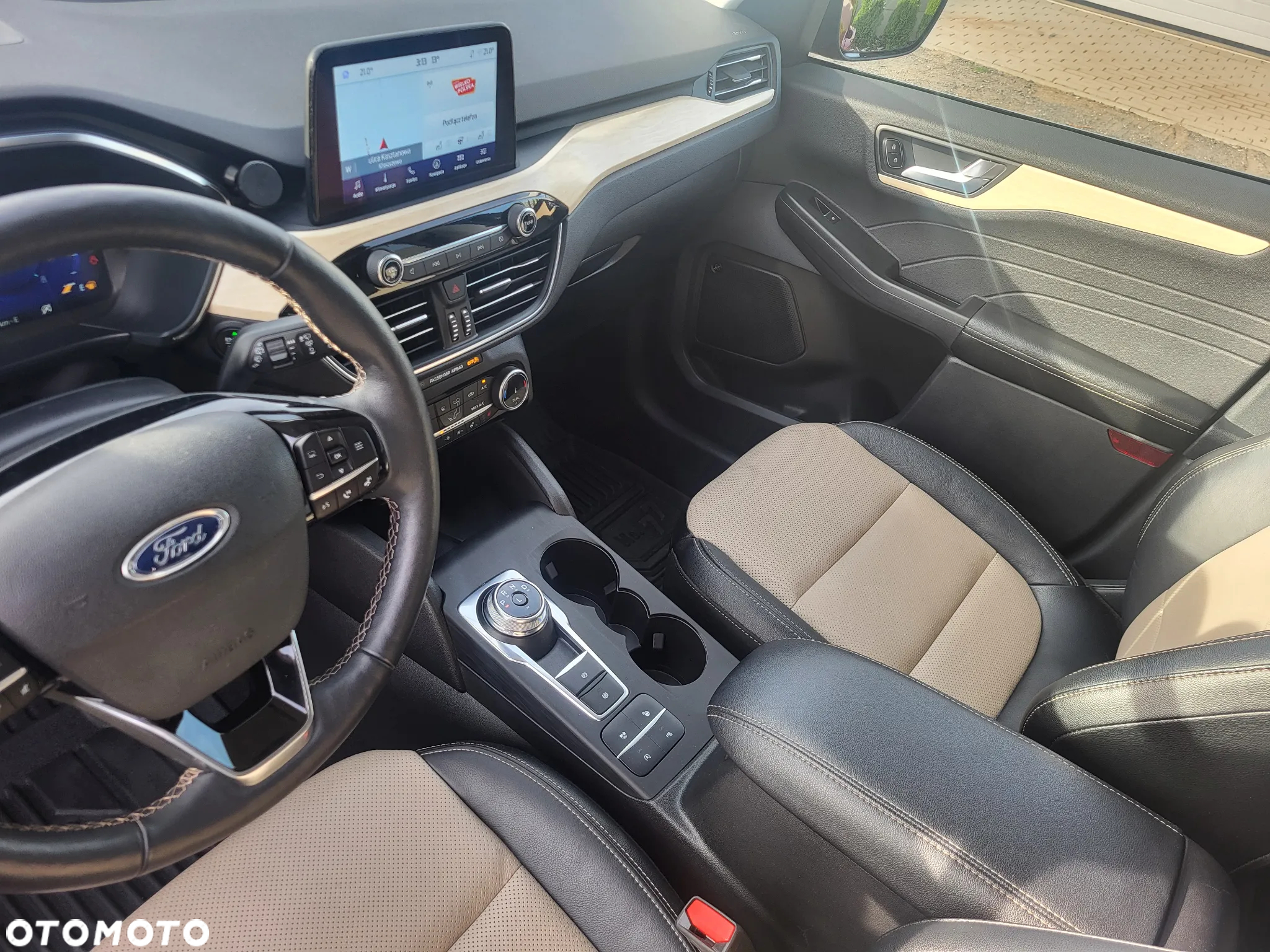 Ford Escape 2.0 EcoBoost AWD Titanium - 12