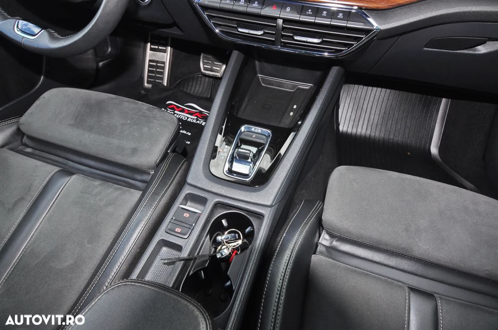 Skoda Octavia 2.0 TDI DSG 4X4 Scout - 19