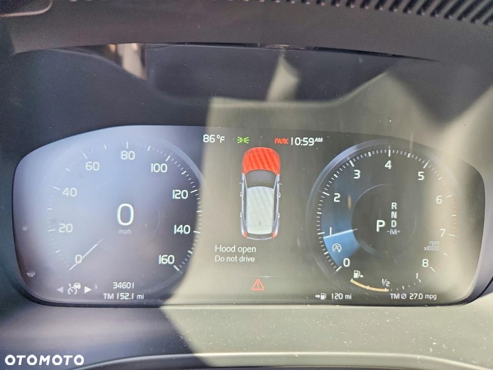 Volvo XC 40 T5 AWD R-Design - 9