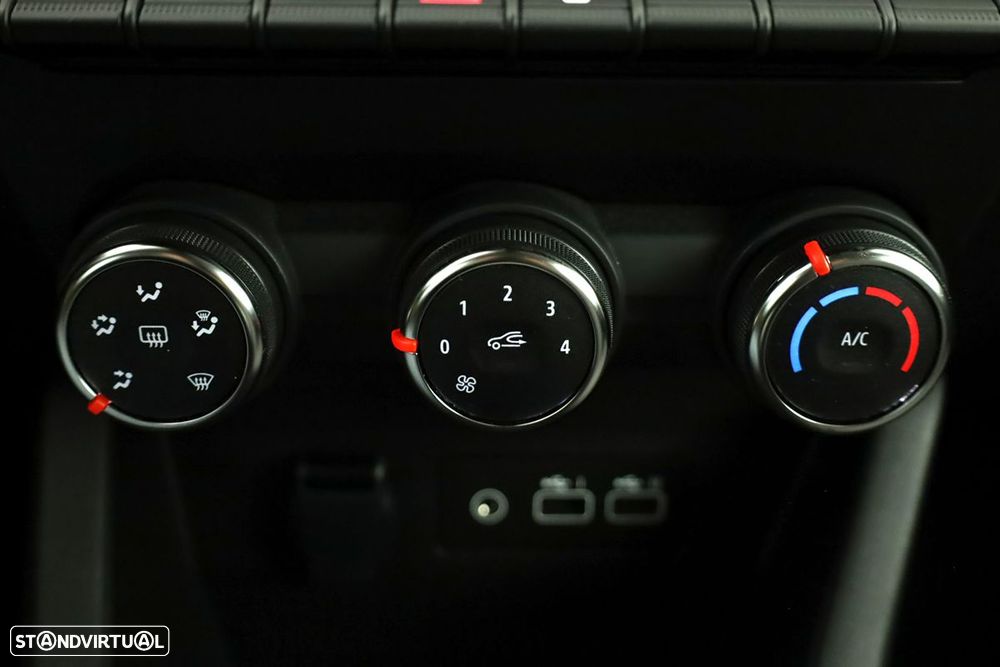 Renault Clio 1.0 TCe Evolution Bi-Fuel - 12