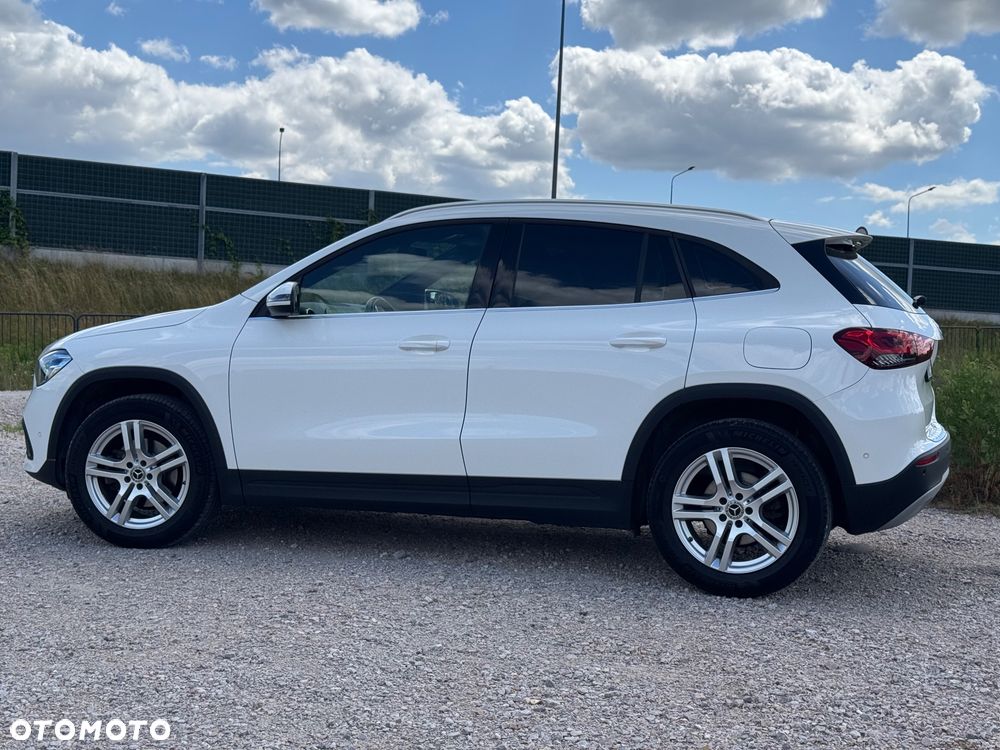 Mercedes-Benz GLA 180 d Business Edition - 2