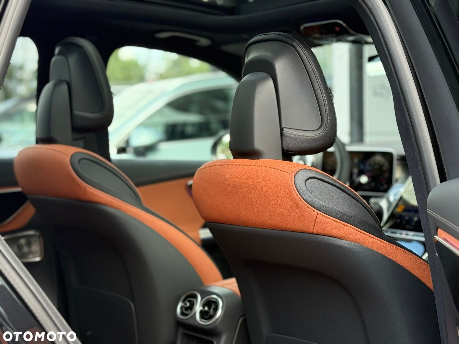 Mercedes-Benz GLC - 18