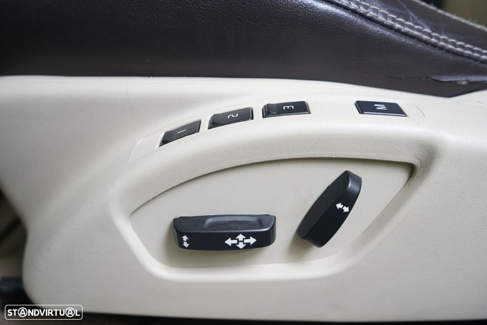 Volvo XC 60 2.0 D3 Summum Geartronic - 22