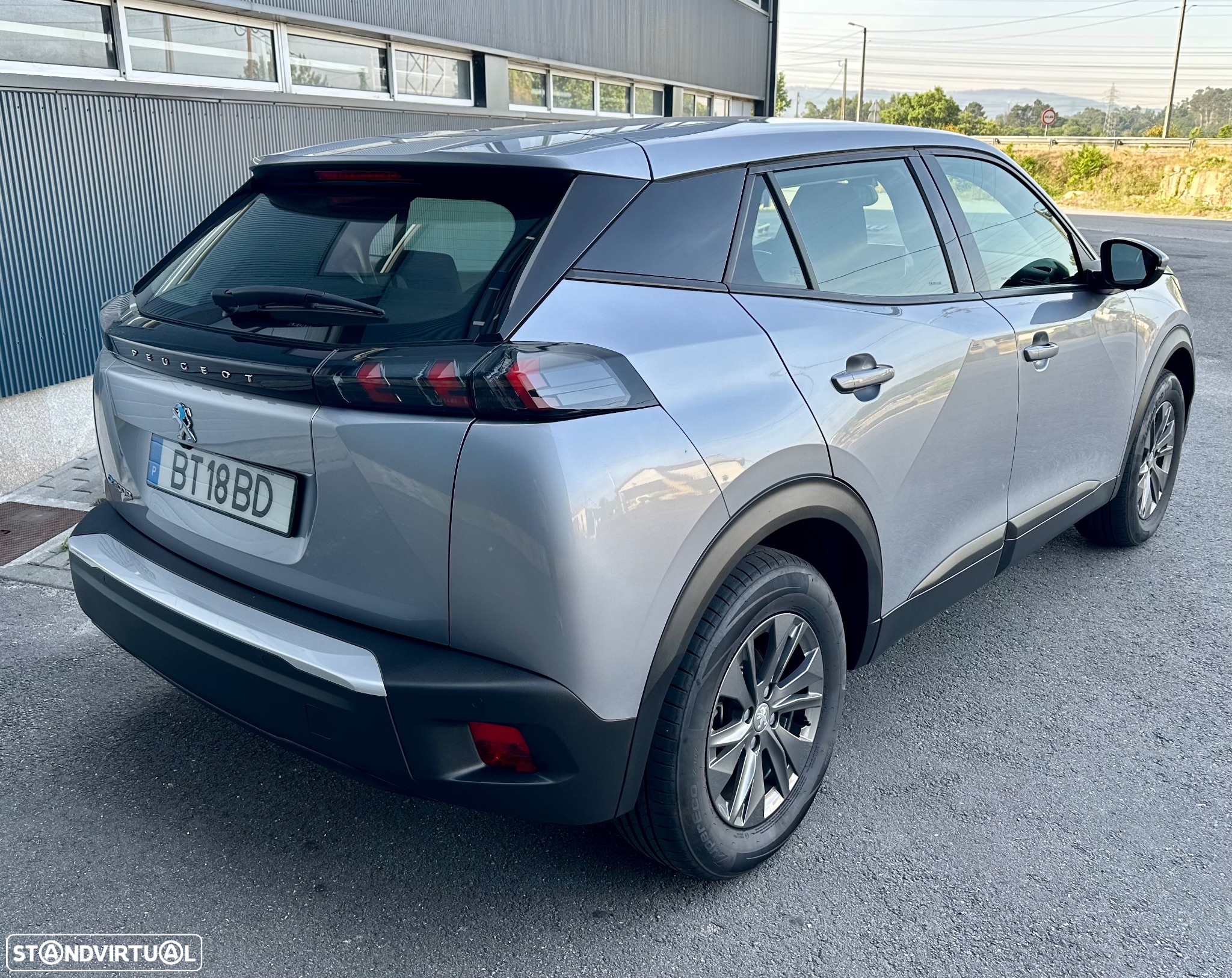 Peugeot e-2008 50 kWh Active Pack - 5