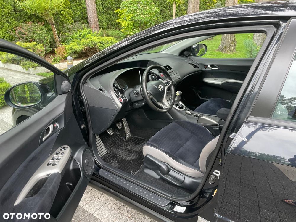 Honda Civic 1.8i-VTEC Sport - 10
