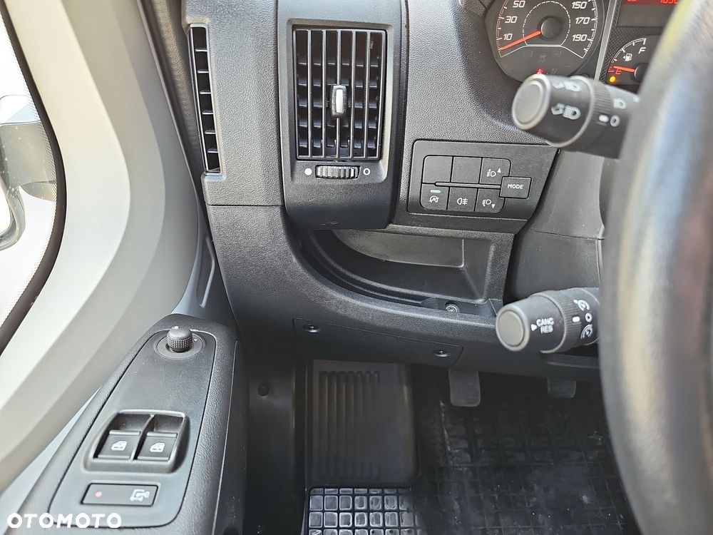 Peugeot BOXER - 13