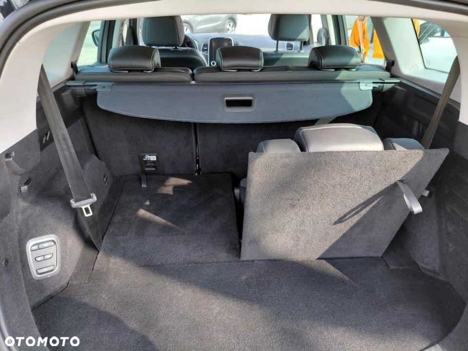 Renault Grand Scenic - 33