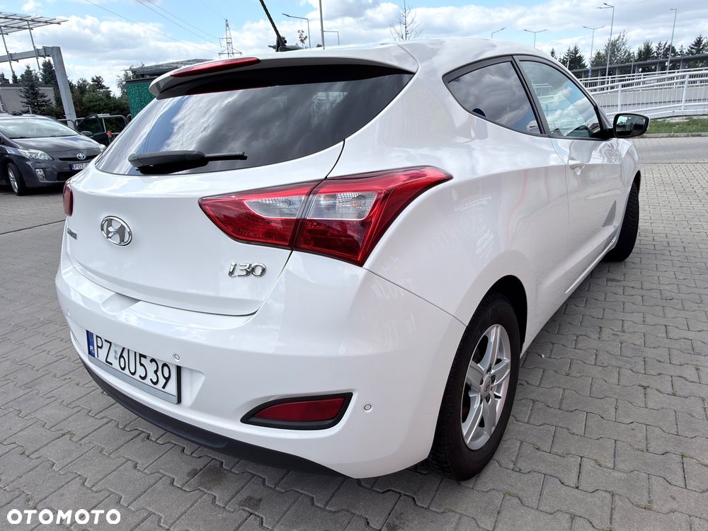 Hyundai i30 1.6 CRDi Premium - 3