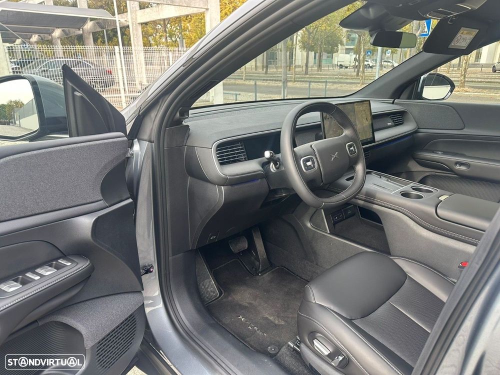 Xpeng G6 87.5 kWh Long Range - 2