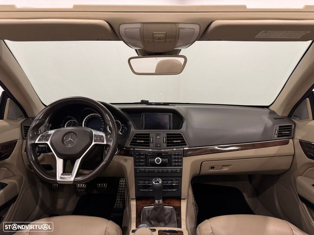 Mercedes-Benz E 220 CDi Avantgarde BlueEfficiency - 38