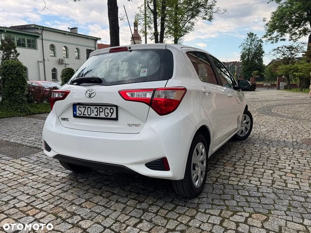 Toyota Yaris - 12