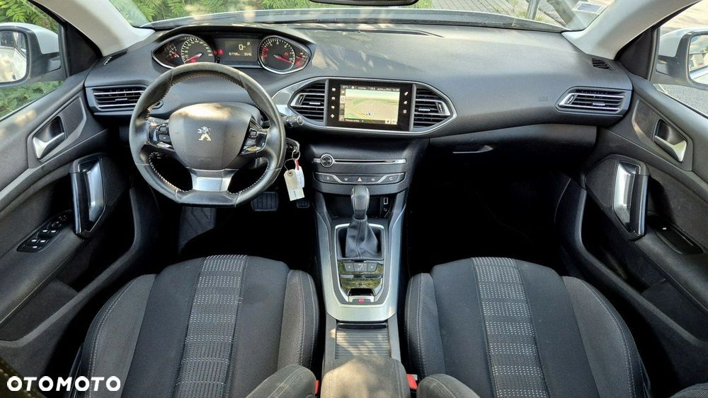 Peugeot 308 BlueHDi FAP 150 EAT6 Stop & Start Allure - 11