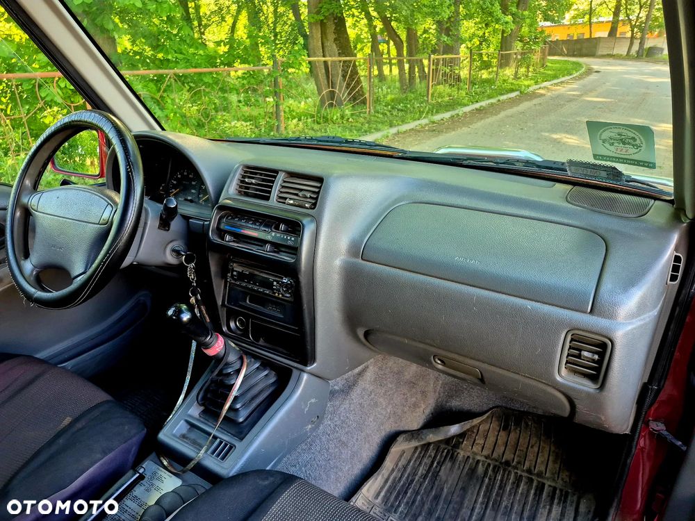 Suzuki Vitara 1.6 JX - 11