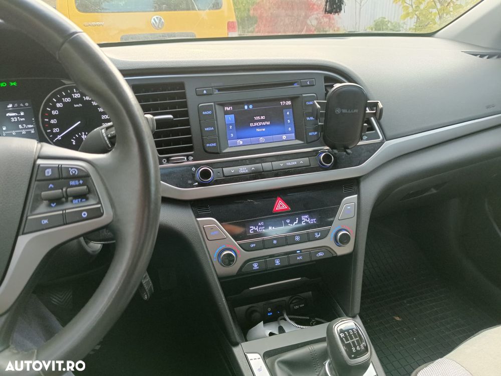 Hyundai Elantra 1.6 MPi Highway - 3