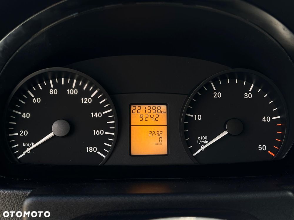 Mercedes-Benz SPRINTER 319 CDI 3,0 V6 AUTOMAT KONTENER CHŁODNIA MITSUBISHI WINDA - 36