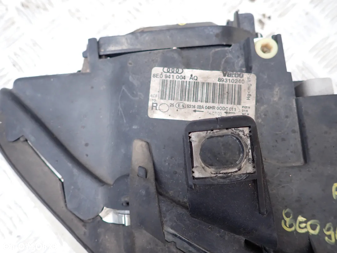 LAMPA PRAWY PRZÓD AUDI A4 B6 XENON 8E0941004AQ RADOM - 4
