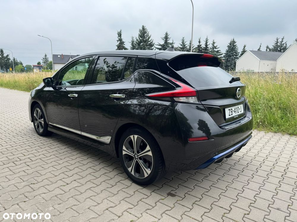 Nissan Leaf 40 kWh Tekna - 2