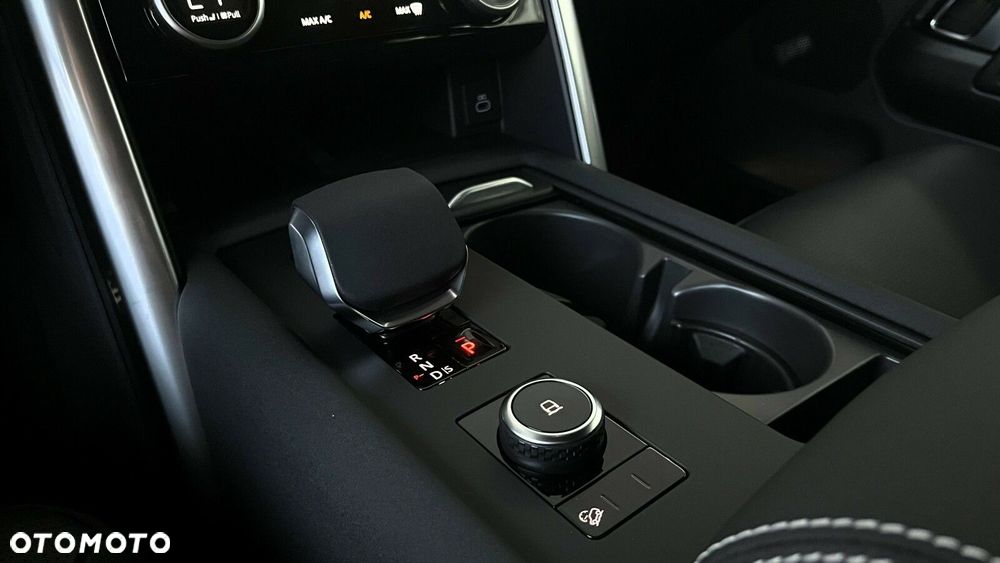 Land Rover Discovery - 11