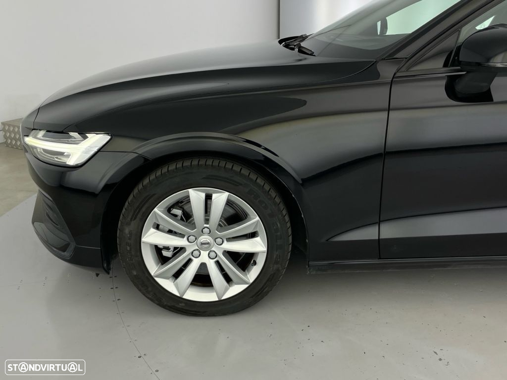 Volvo V60 2.0 B4 Momentum Core - 20