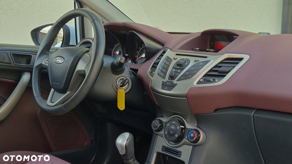 Ford Fiesta 1.25 Silver X (SVP) - 11