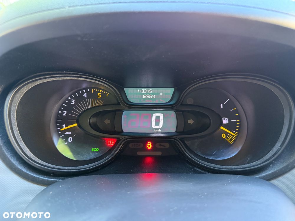 Renault Trafic - 12