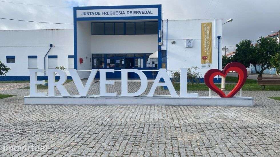 Vivenda T4 com Garagem - Grande imagem: 4/12