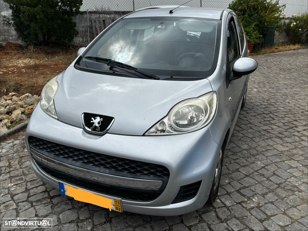 Peugeot 107 1.0 Black&Silver - 1