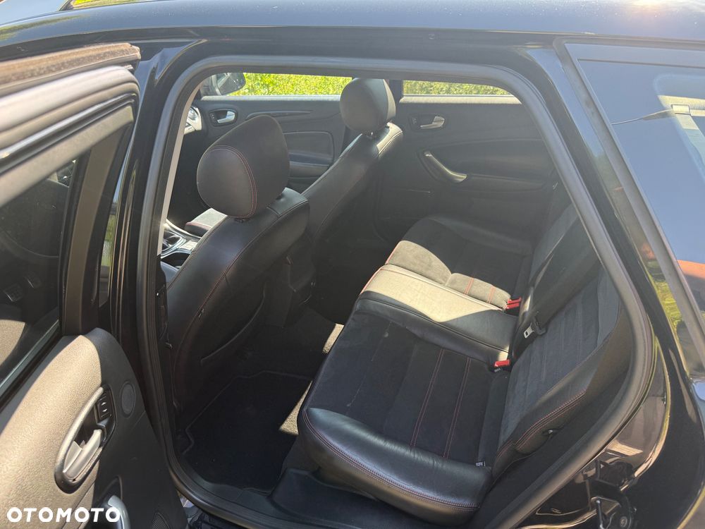 Ford Mondeo 2.5 Titanium S - 11