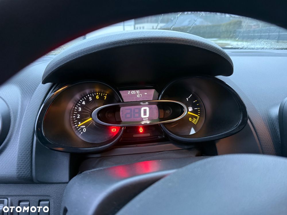 Renault Clio 1.2 16V Life - 8