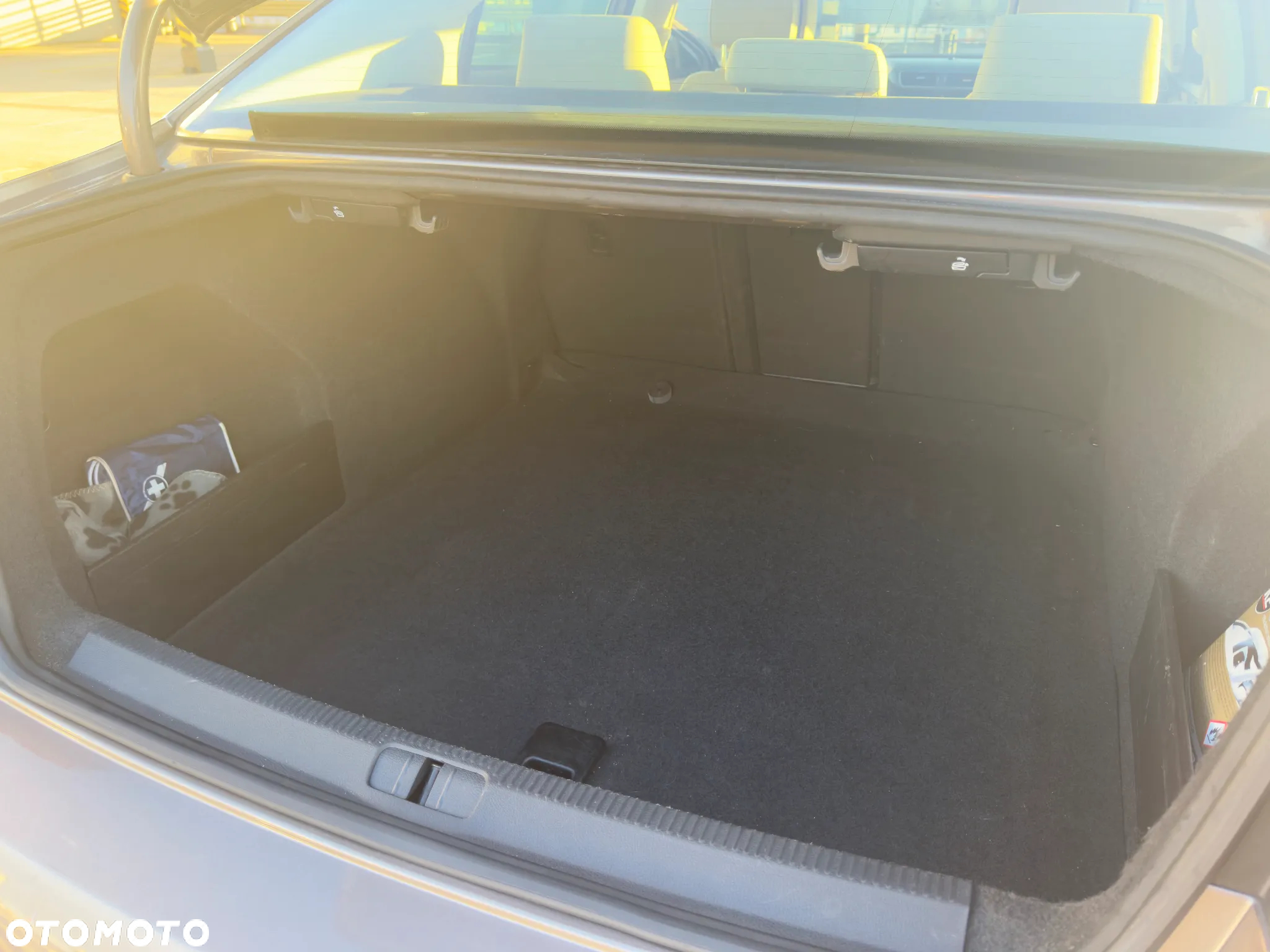 Volkswagen Passat 2.0 TDI Comfortline - 19
