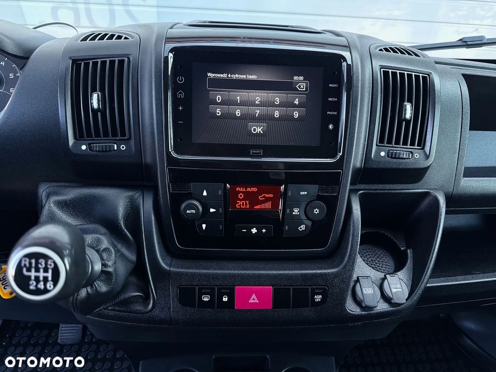 Fiat Ducato L3H2 Maxi Furgon Blaszak Long Salon PL - 17