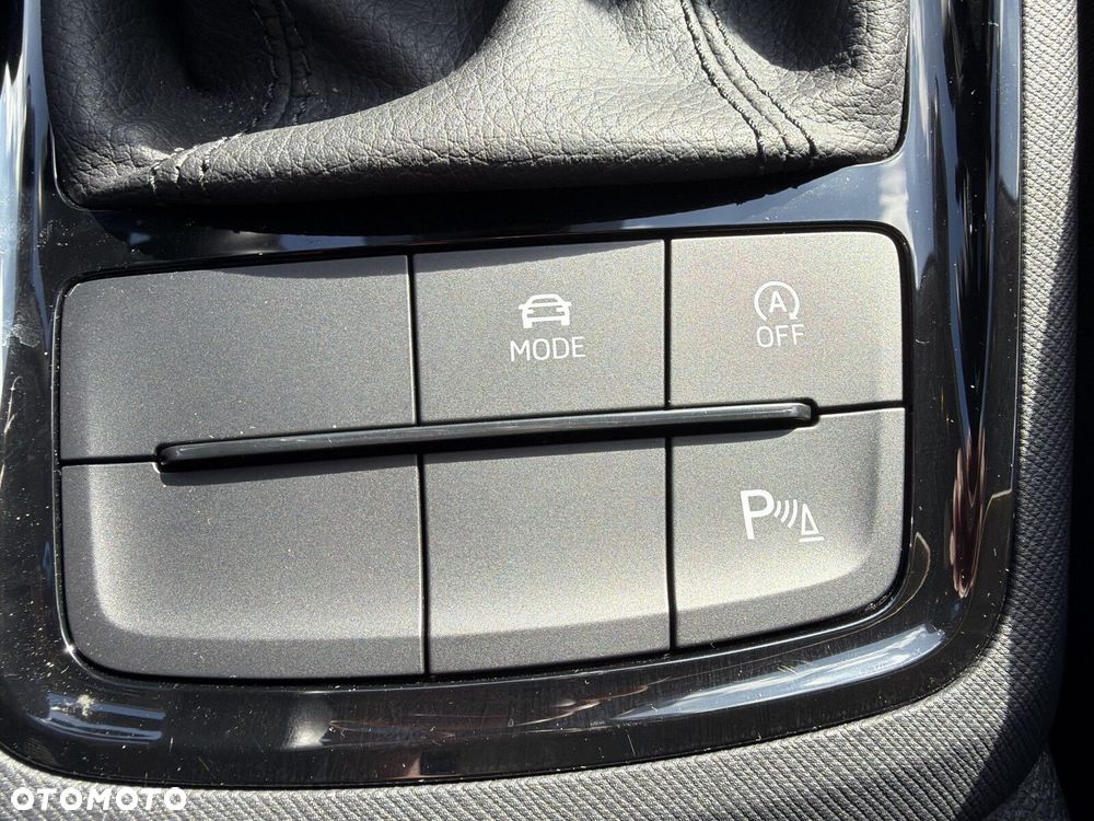 Skoda Scala 1.0 TSI Selection DSG - 25