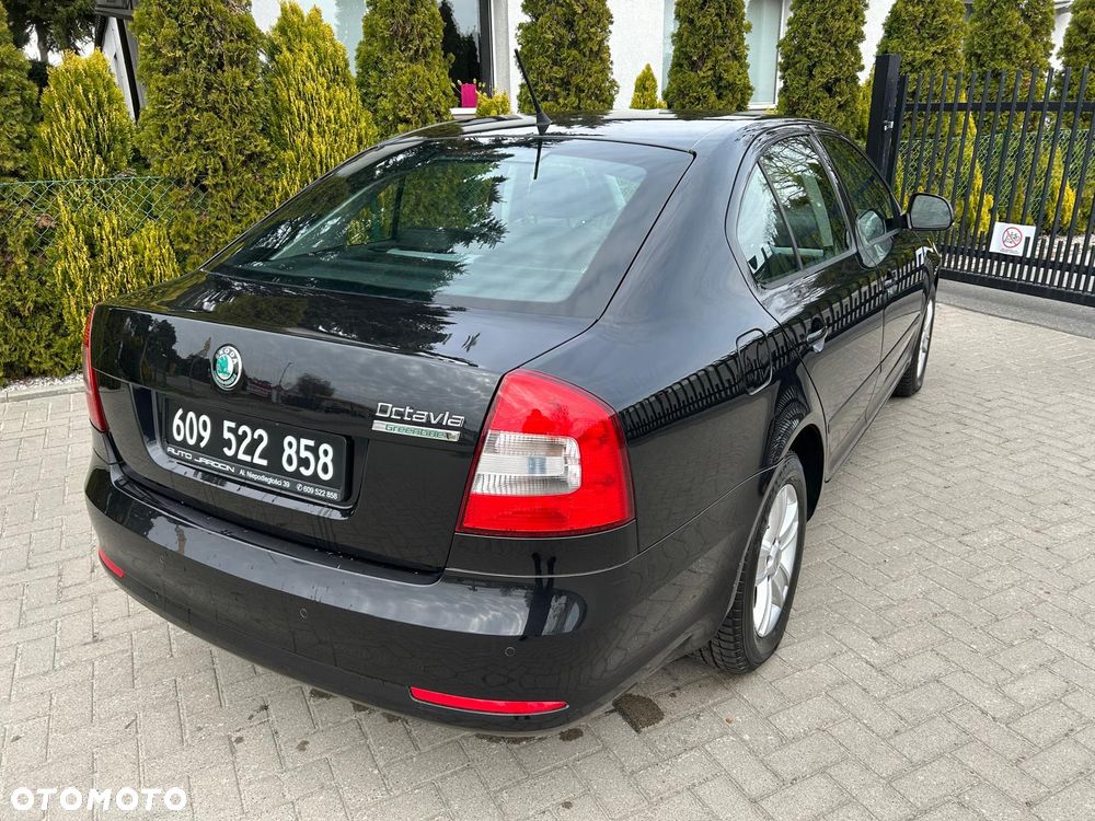 Skoda Octavia 1.6 TDI DPF Sport Edition - 9