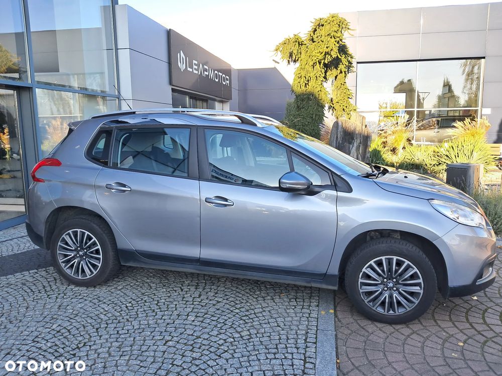 Peugeot 2008 1.2 Pure Tech Active EU6 - 3