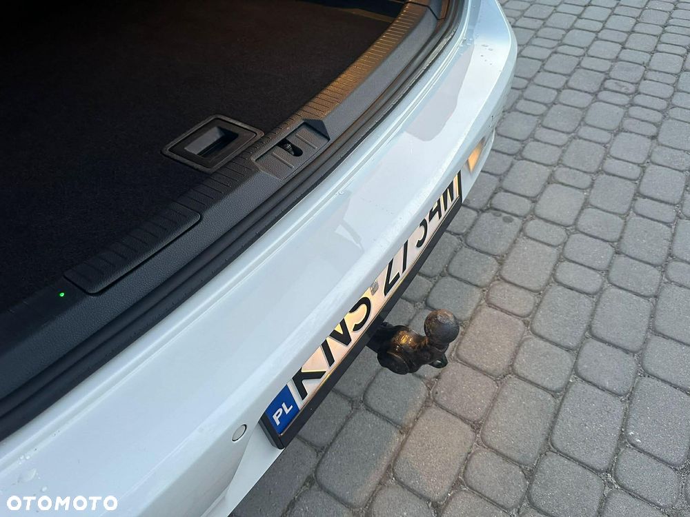 Volkswagen Golf 2.0 TDI 4Motion (BlueMotion Technology) Highline - 20