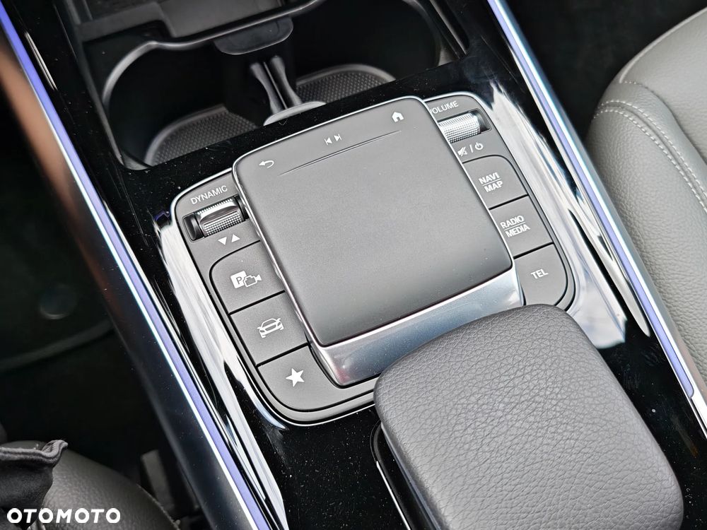 Mercedes-Benz EQA 250 AMG Line - 23