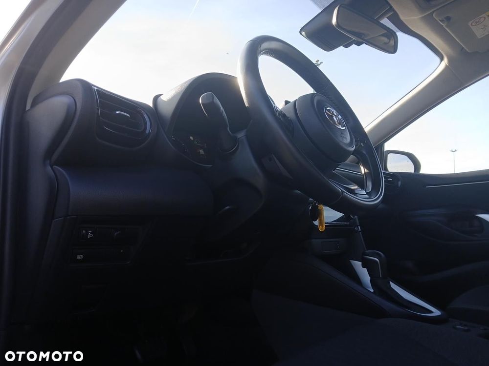 Toyota Yaris Hybrid 1.5 Comfort - 18