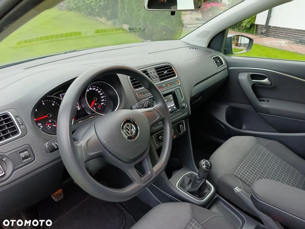 Volkswagen Polo 1.4 TDI (Blue Motion Technology) Highline - 31
