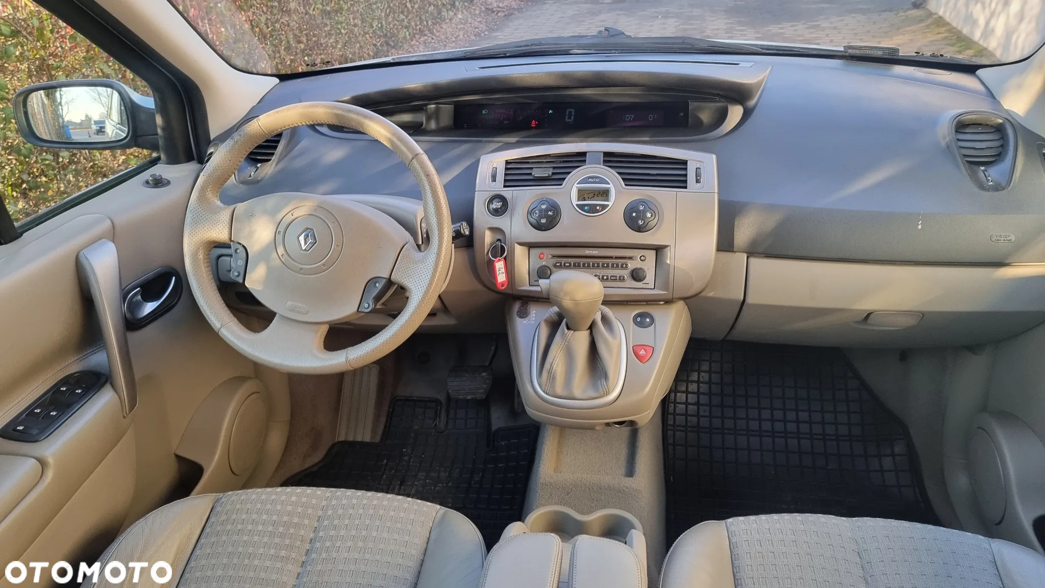 Renault Scenic - 9