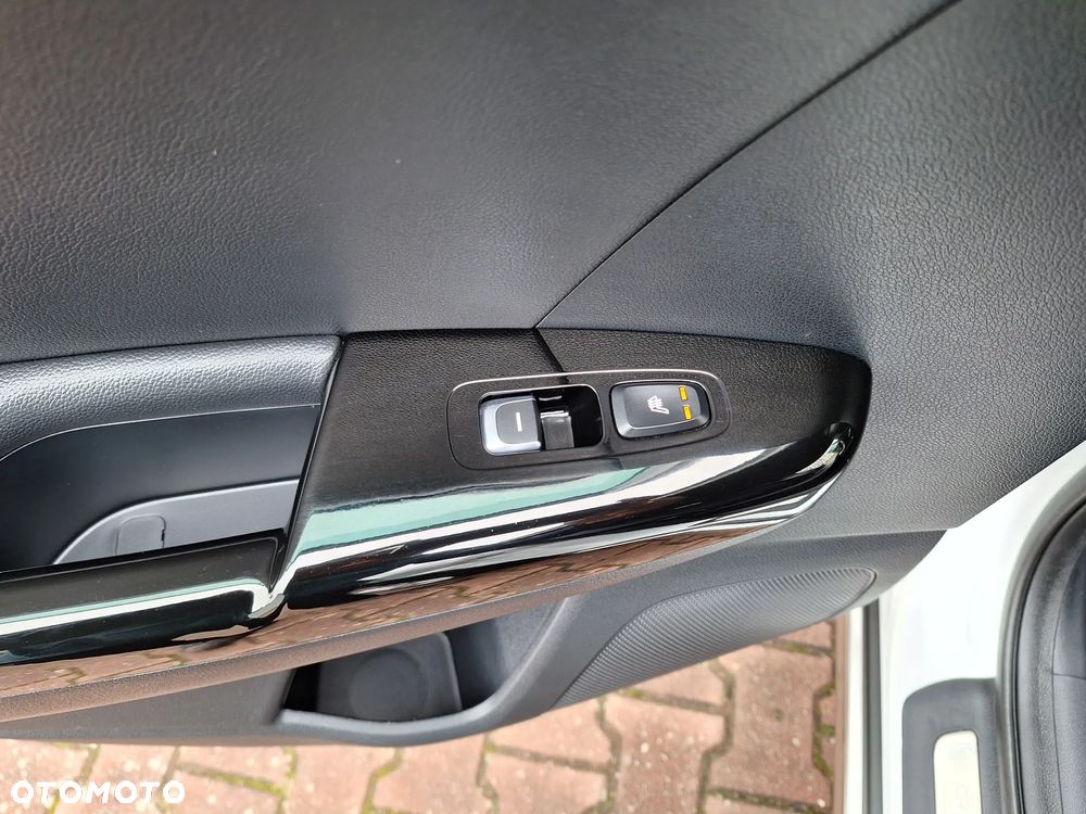 Kia Sportage 1.6 T-GDI AWD DCT GT LINE - 22