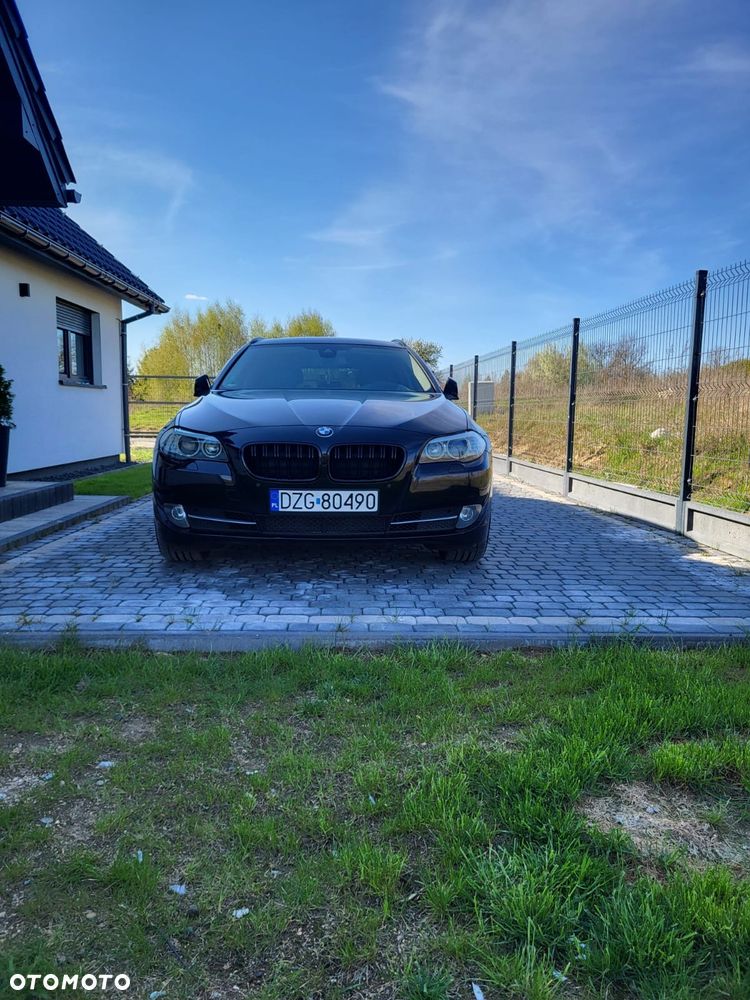 BMW Seria 5 525d - 3