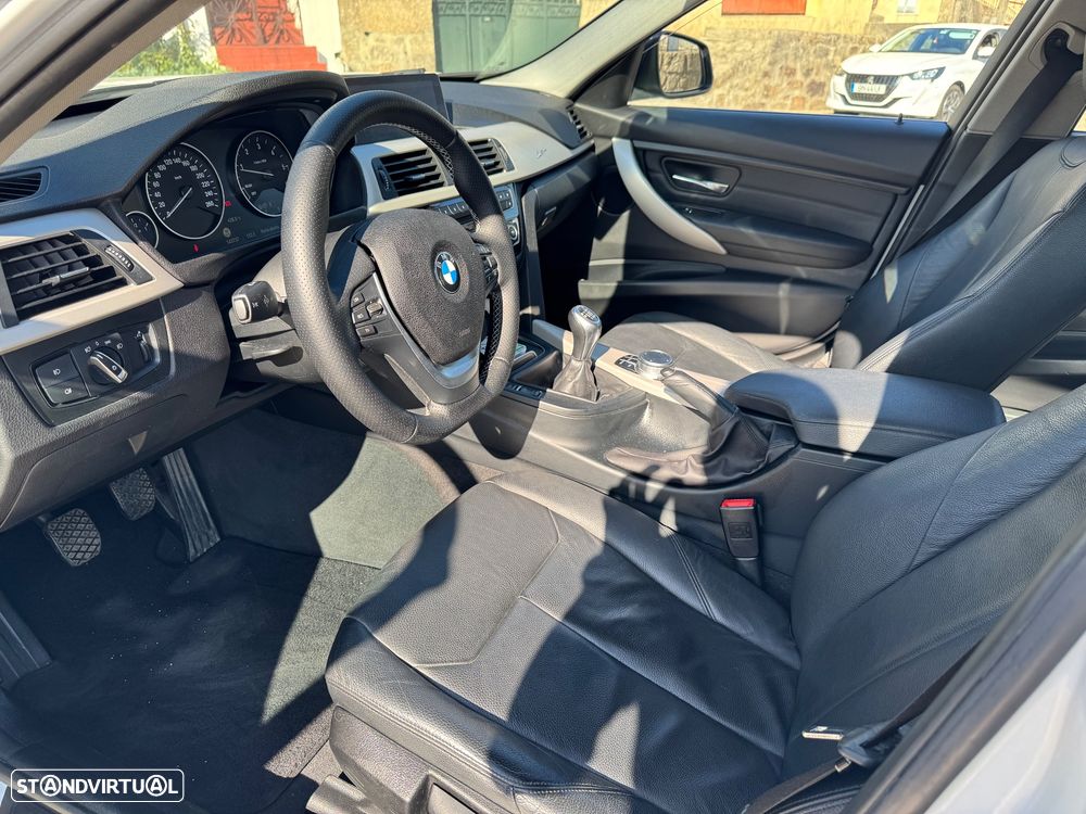 BMW 318 d Edition Luxury Line Purity - 6