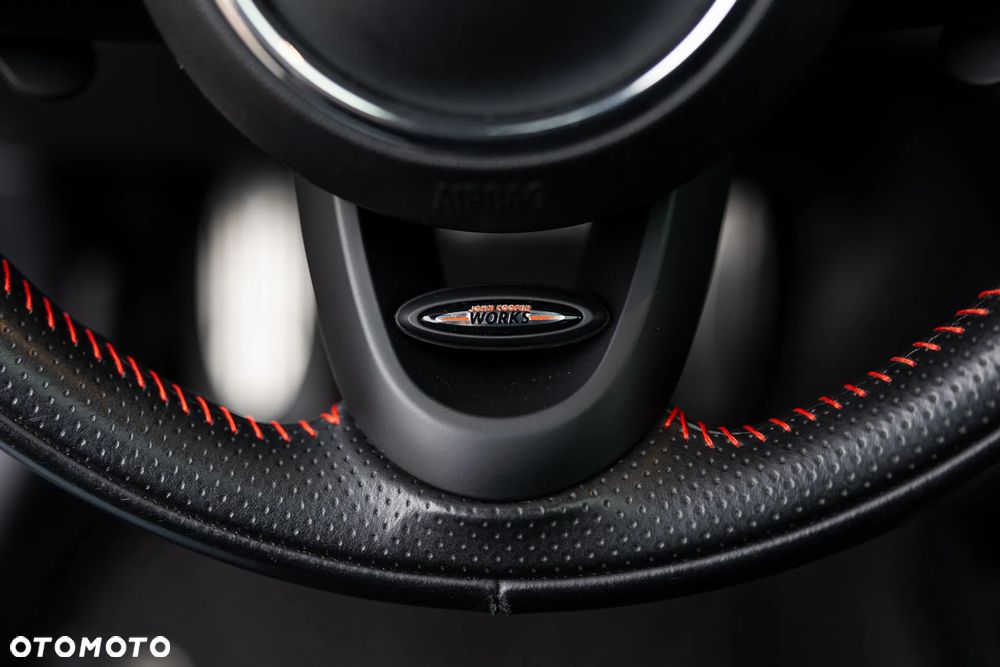 MINI John Cooper Works - 34