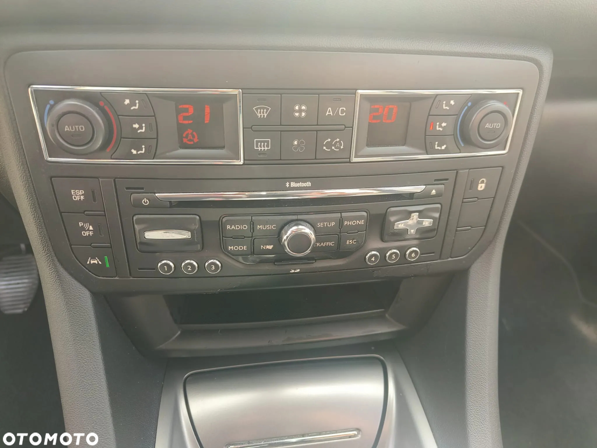 Citroën C5 2.0 HDi Confort - 11