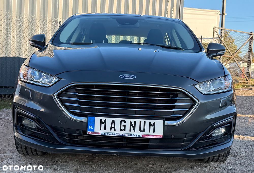 Ford Mondeo - 28