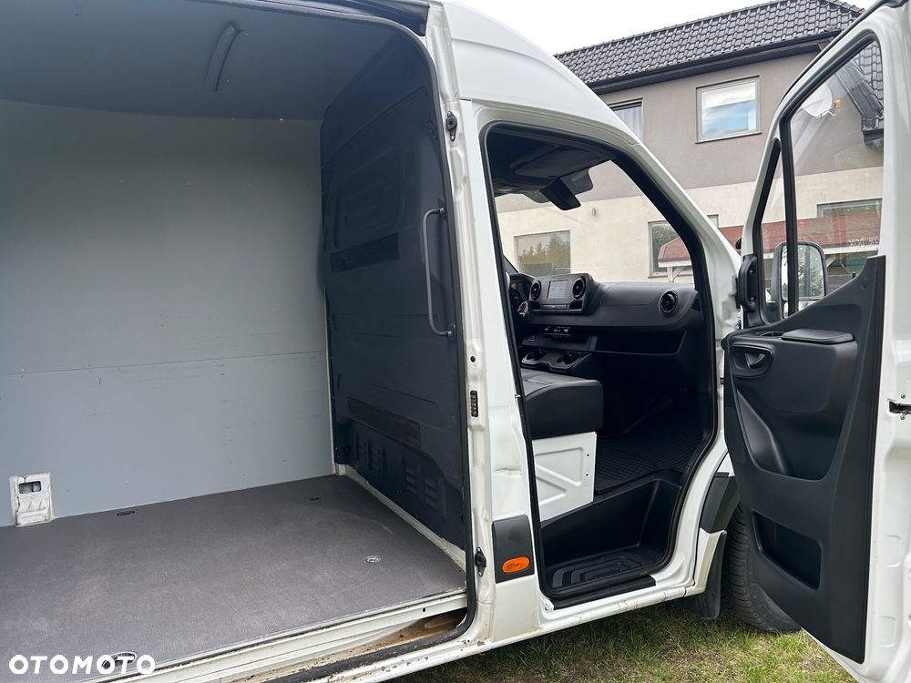 Mercedes-Benz sprinter - 9