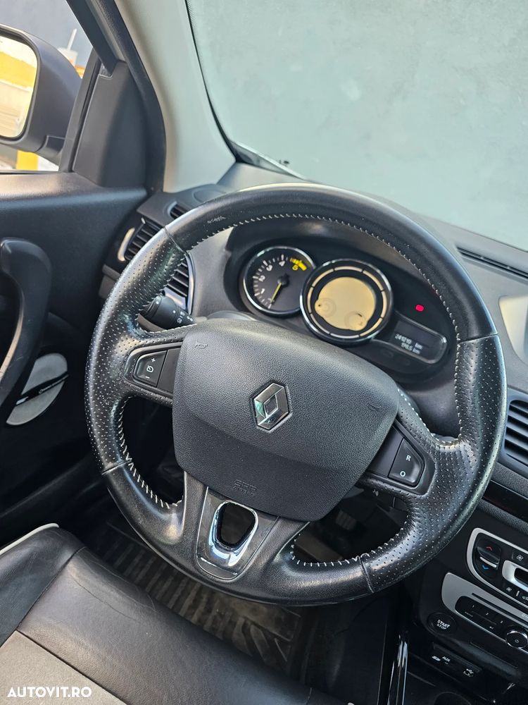 Renault Megane ENERGY dCi 130 BOSE EDITION - 7