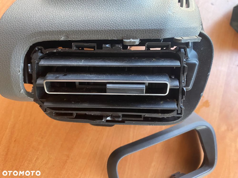 UCHWYT NA KUBKI NAPÓJ SCHOWEK CUPHOLDER PEUGEOT RIFTER 328002900 - 3