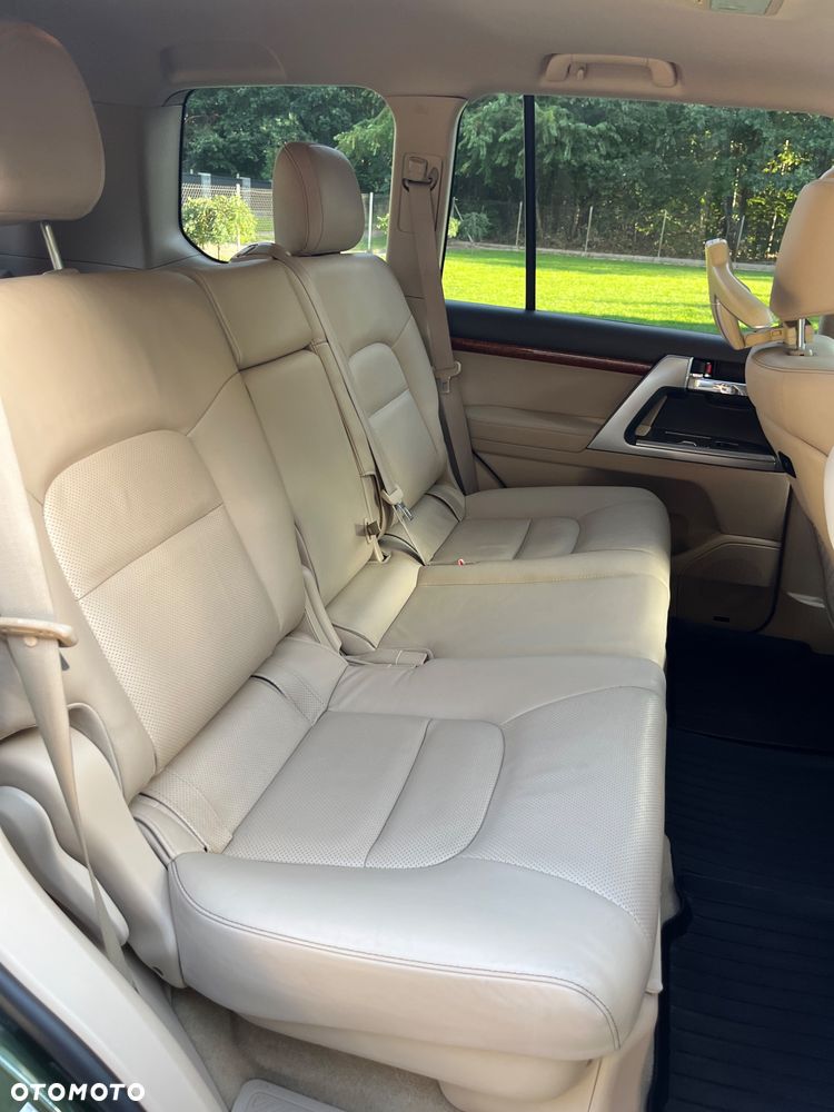 Toyota Land Cruiser LC 4.6 Prestige - 10