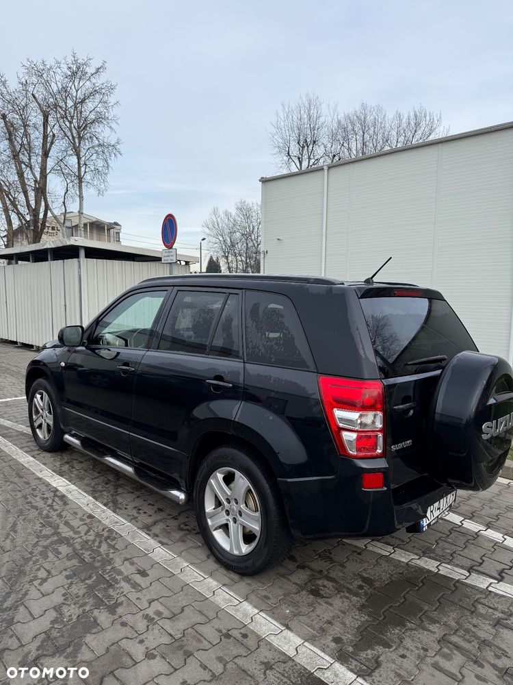 Suzuki Grand Vitara 2.0 De luxe - 4